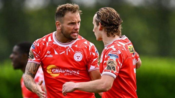 开云官网-欧冠前瞻:林菲尔德欲借助主场翻盘晋级,舒尔本实力状态均占优