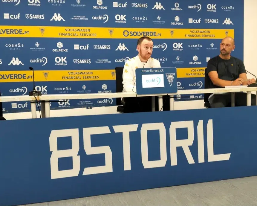 开云体育入口-埃斯托里尔主帅：上赛季4-0大胜没有参照性，也许不用三中卫