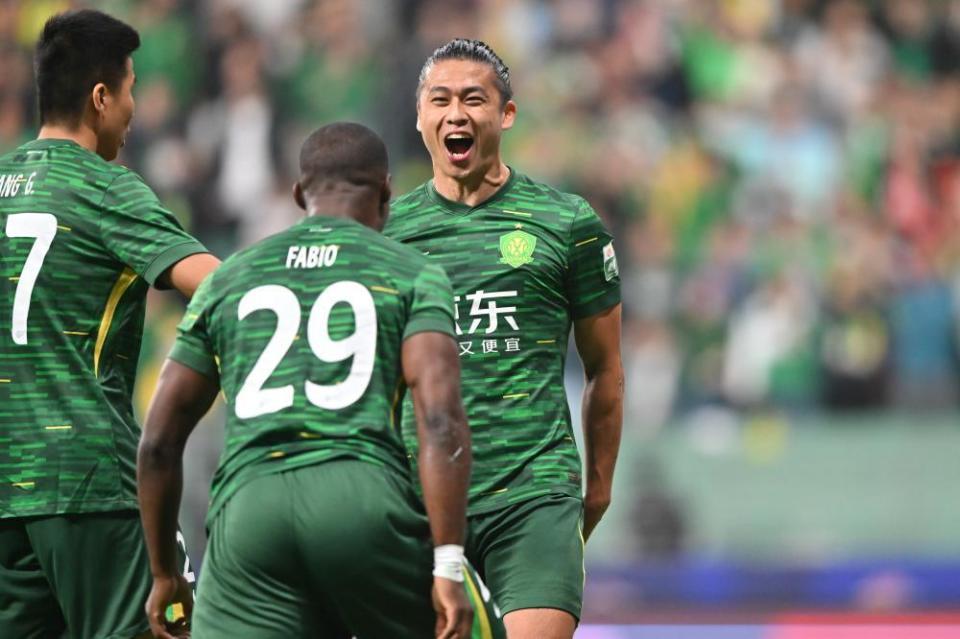 kaiyun-张玉宁悲喜一战！破128天球荒后伤退，中超50球+工体800球