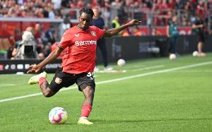 开云体育下载-每体：巴萨夏窗优先引进右后卫 最大梦想是勒沃库森右边卫弗林蓬