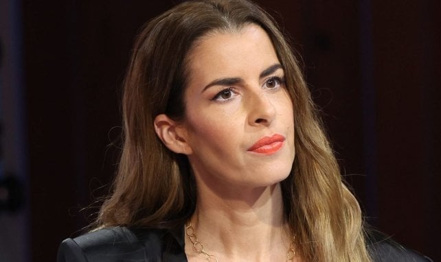 开云官网-外媒:拜因体育女记者因非洲杯争议采访遭网暴,宣布离开足球报道